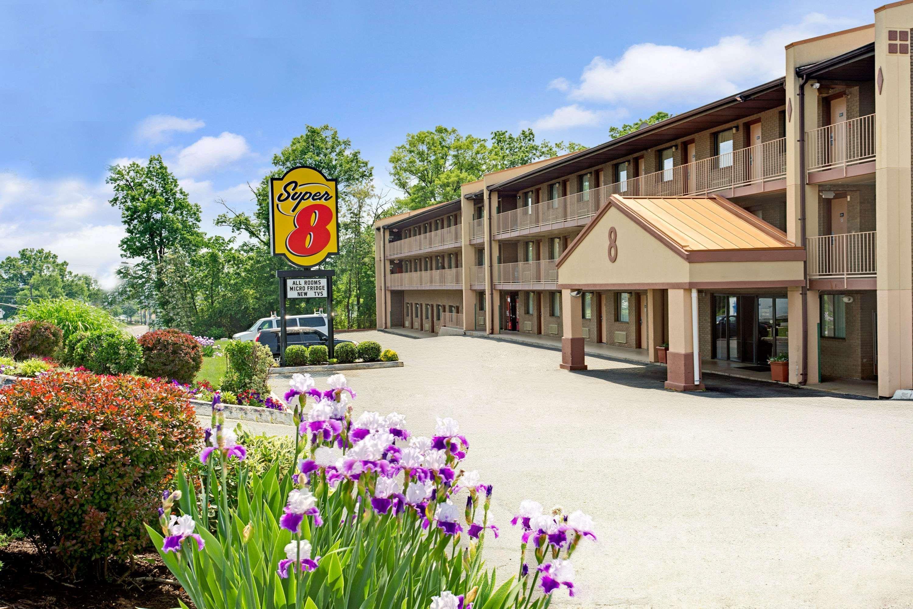 Hotel Super 8 By Wyndham Laurel Exterior foto